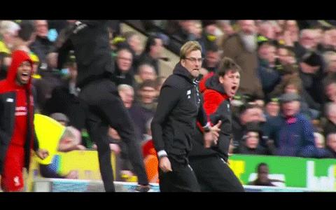 Niềm vui chiến thắng của BHL Liverpool