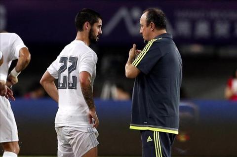 Tại sao Real Madrid sa thải Benitez?