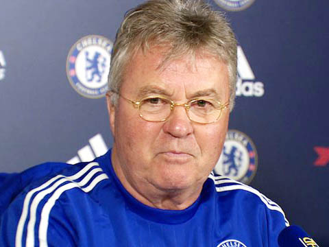 HLV Guus Hiddink muốn Chelsea vô địch FA Cup