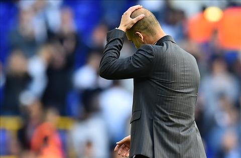 Pep Guardiola và nỗi khổ của người quá thông minh