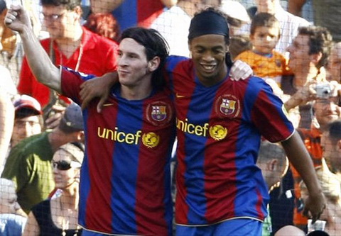 Ronaldinho cho rang Messi khong bao gio so duoc voi Pele va Maradona.