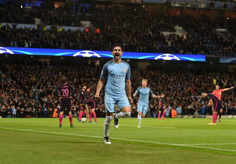 Man City 3-1 Barca Ferdinand cho rang Man xanh mat 1 qua 11m hinh anh 2