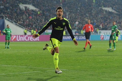 M.U tính gây sốc khi chiêu mộ siêu sao của Arsenal