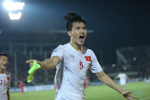 Viet Nam 2-1 Myanmar Hon ca mot chien thang hinh anh