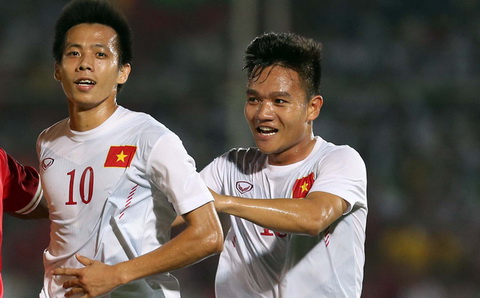 Tiền đạo Văn Quyết: “Quê choa” và con đường vượt qua bóng tối