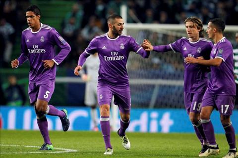 Sporting 1-2 Real Nhin tu cai tho dai cua Ronaldo… hinh anh 3