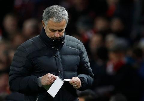 Mourinho nói gì sau khi M.U thắng giòn giã Feyenoord?
