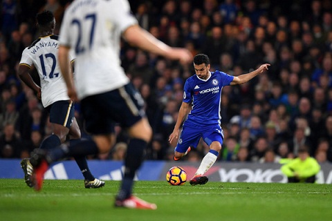 Chelsea thăng hoa: Đừng quên Pedro