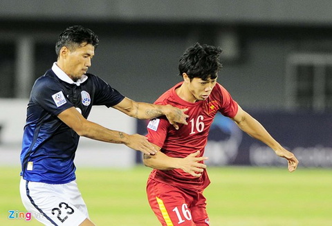 Công Phượng và những thử nghiệm bất thành của HLV Hữu Thắng ở AFF Cup 2016