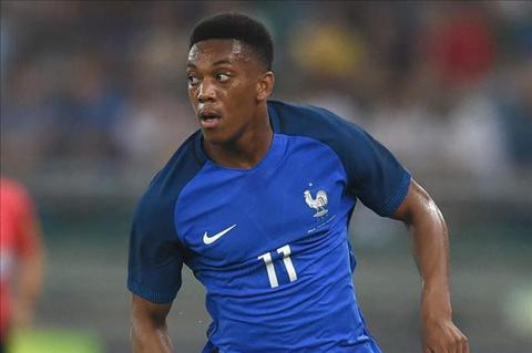 HLV Deschamps: “Mourinho và tôi mong đợi nhiều hơn từ Martial”