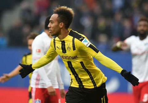 Aubameyang ghi 4 ban cho Dortmund truoc Hamburg