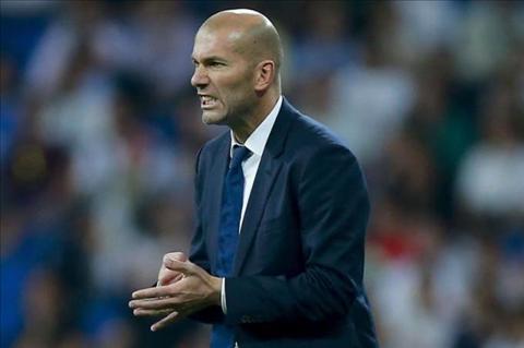 Cuu HLV Real bao ve Zidane truoc nhung de biu cua du luan hinh anh