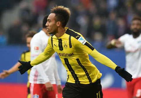 Hamburg 2-5 Dortmund: Cú poker của Aubameyang