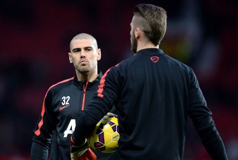 Victor Valdes, Barca va ngay doi lai cong bang hinh anh 2