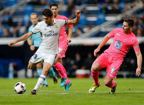 Real Madrid 6-1 (13-2) Leonesa Con trai Zidane co ban dau tien cho Los Blancos hinh anh 4
