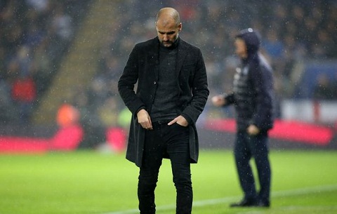 Pep Guardiola tran tinh ve su kho khan o bong da Anh hinh anh