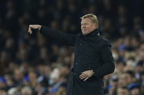 Vượt qua Arsenal, HLV Koeman tự tin hạ nốt Liverpool