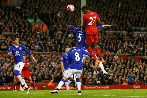 Everton vs Liverpool (03h00 ngay 2012) Gio doi chieu hinh anh 2