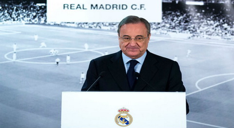 Florentino Perez co cam giac nhu ca the gioi dang ung ho Real Madrid.