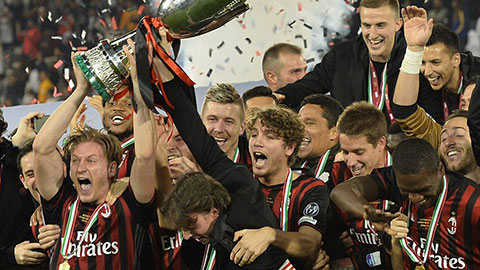 AC Milan doat Sieu cup Italia