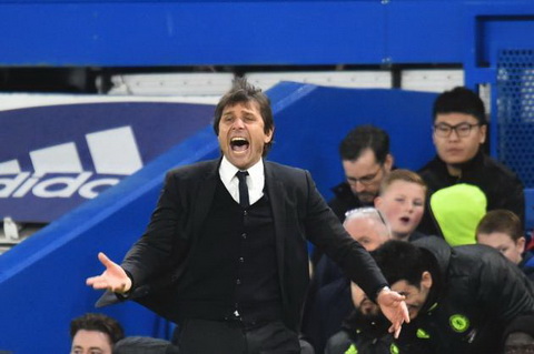 Chuoi toan thang cua Chelsea khong la gi trong mat Antonio Conte.