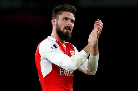 Nguoi cu Arsenal chi trich tien dao Olivier Giroud  hinh anh