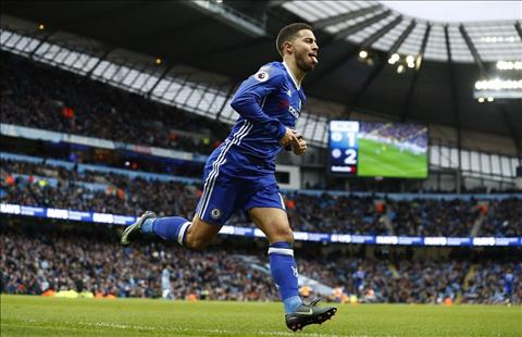 Hazard & Costa thang hoa Khi Chelsea thach thuc ca Premier League hinh anh 2
