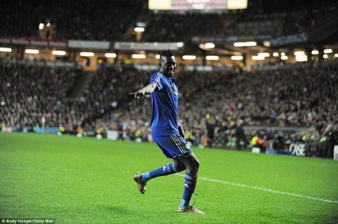 Chelsea vs Man City (23h ngay 212) Khi Man xanh biet so hinh anh 2