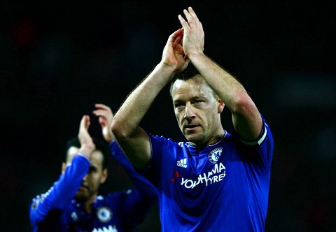 Trung ve John Terry hinh anh