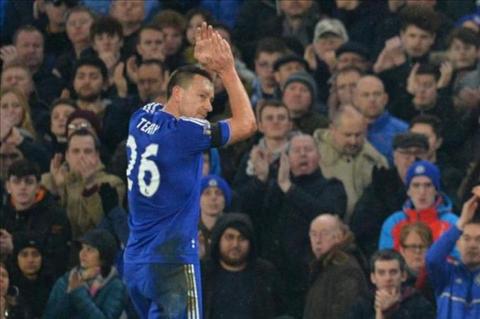 Trung ve John Terry lo tran dau voi Man City hinh anh 2