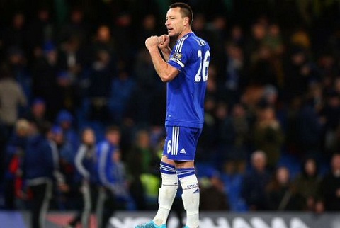 Trung ve John Terry lo tran dau voi Man City hinh anh