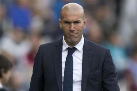 Zidane phat bieu