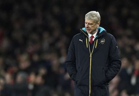 HLV Luis Enrique bất ngờ tâng bốc Wenger trước đại chiến