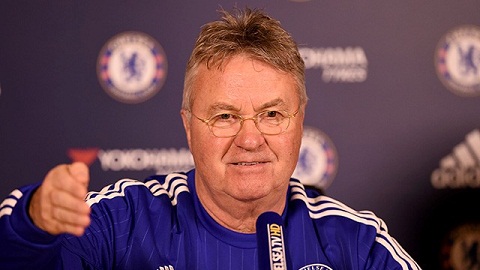 Guus Hiddink: Chelsea vs M.U luôn là một trận chiến giàu cảm xúc