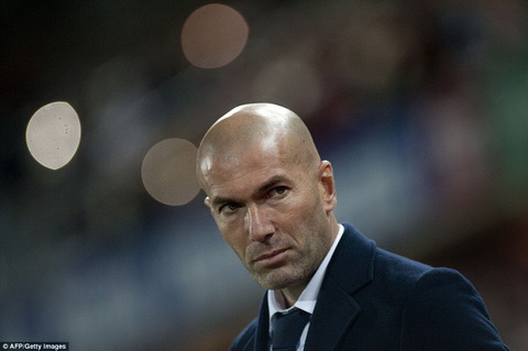 Zidane Modric da mang lai su song cho Real hinh anh