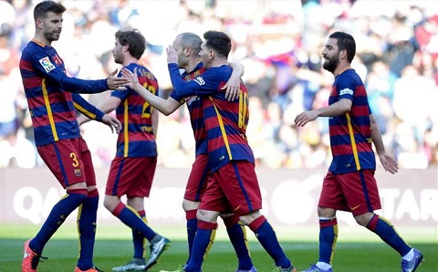 Khi Barcelona là đội bóng ngoài hành tinh