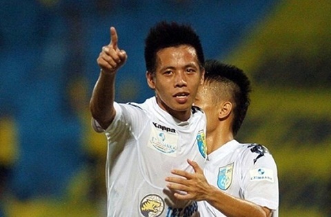 Văn Quyết sẽ đá chính trong trận đấu với đội tuyển Việt Nam