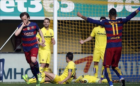 Villarreal vs Barcelona hinh anh