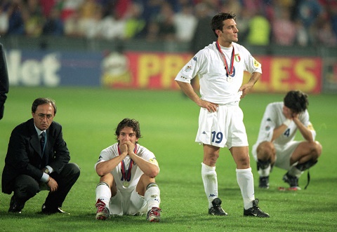 That bai qua cay dang cua Italia tai Euro 2000