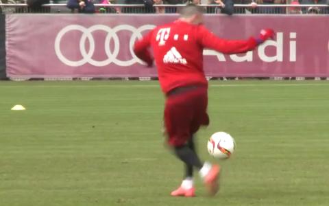 Franck Ribery phô diễn Skills độc