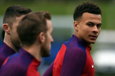 HLV Hodgson tin Alli sẽ là huyền thoại của ĐT Anh