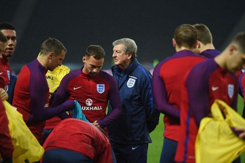 HLV Roy Hodgson: Muốn thống trị thế giới, phải học đội tuyển Đức