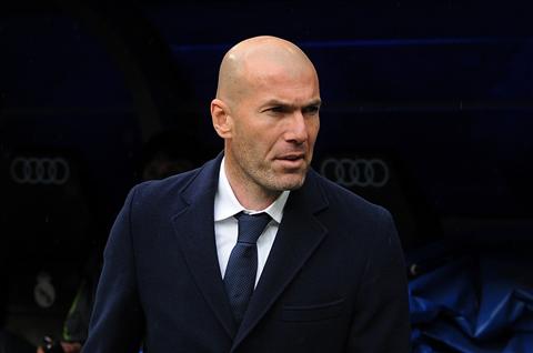 Noi bo Real co bien Zidane tranh cai gay gat voi Perez hinh anh