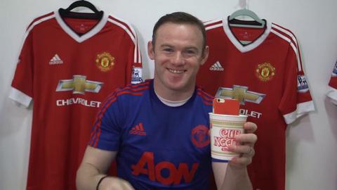 Dàn sao M.U dùng độc chiêu thôi miên CĐV