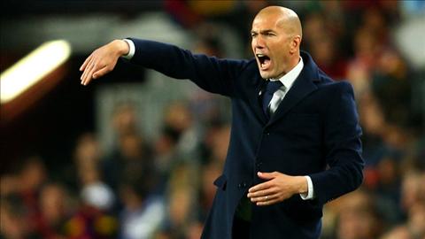 Nhìn lại những pha rách quần hài hước trong bóng đá: Từ Zidane, Pep đến cả... Rooney