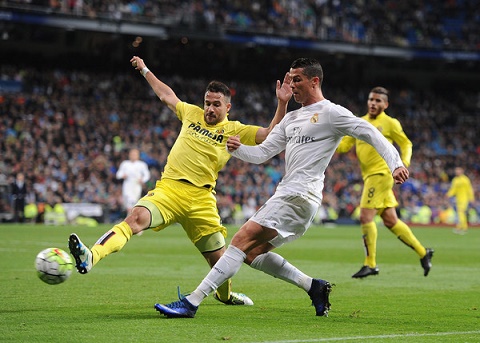 Video clip ban thang Real Madrid 3-0 Villarreal Vong 34 La Liga 2015 hinh anh