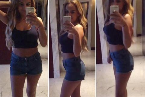 Cô vợ Martial khoe ảnh đẫy đà giữa lúc chồng cặp kè bồ mới