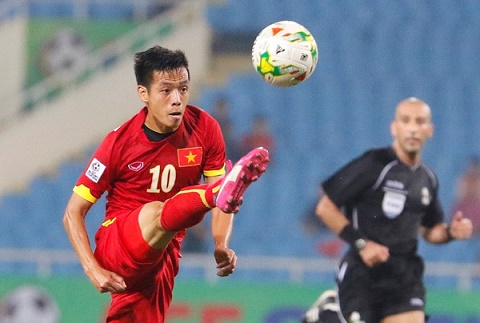 HLV Hữu Thắng xác nhận Văn Quyết trở lại ĐT Việt Nam