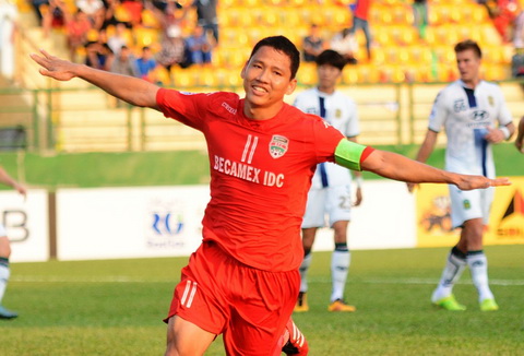Mua 2015, Anh Duc khong ghi ban nao o AFC Champions League nhung nam nay anh da choi tot hon han.