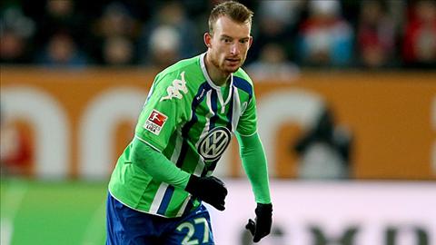 Sao trẻ Wolfsburg hé mở nguyên nhân Marcelo ăn vạ